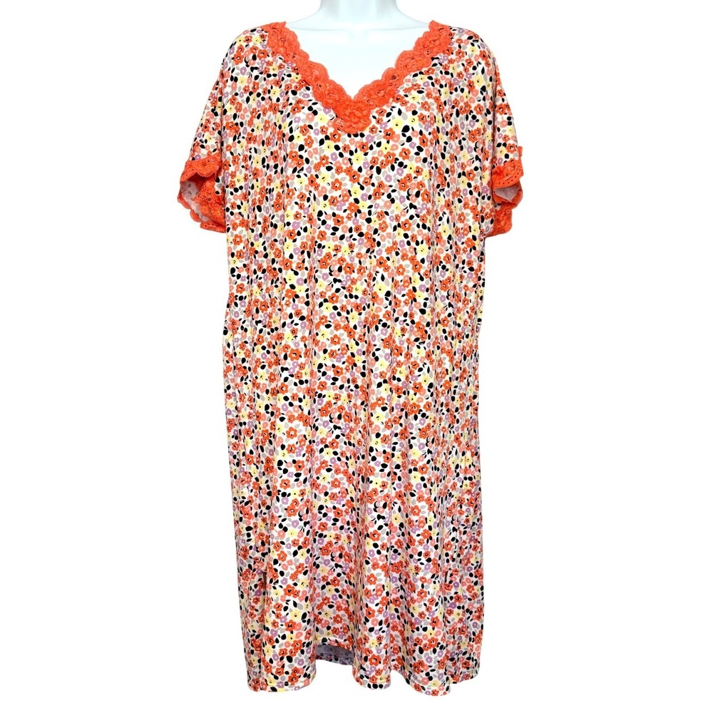 Secret Treasures Nightgown House Coat Womens M Soft Coral Lacy Feminine Pockets‎